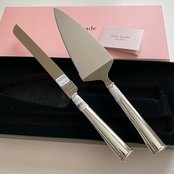 ♠️❤️♠️Kate Spade♠️
Darling Point 2-Piece Dessert Server by Kate Spade - Picture 2 of 8